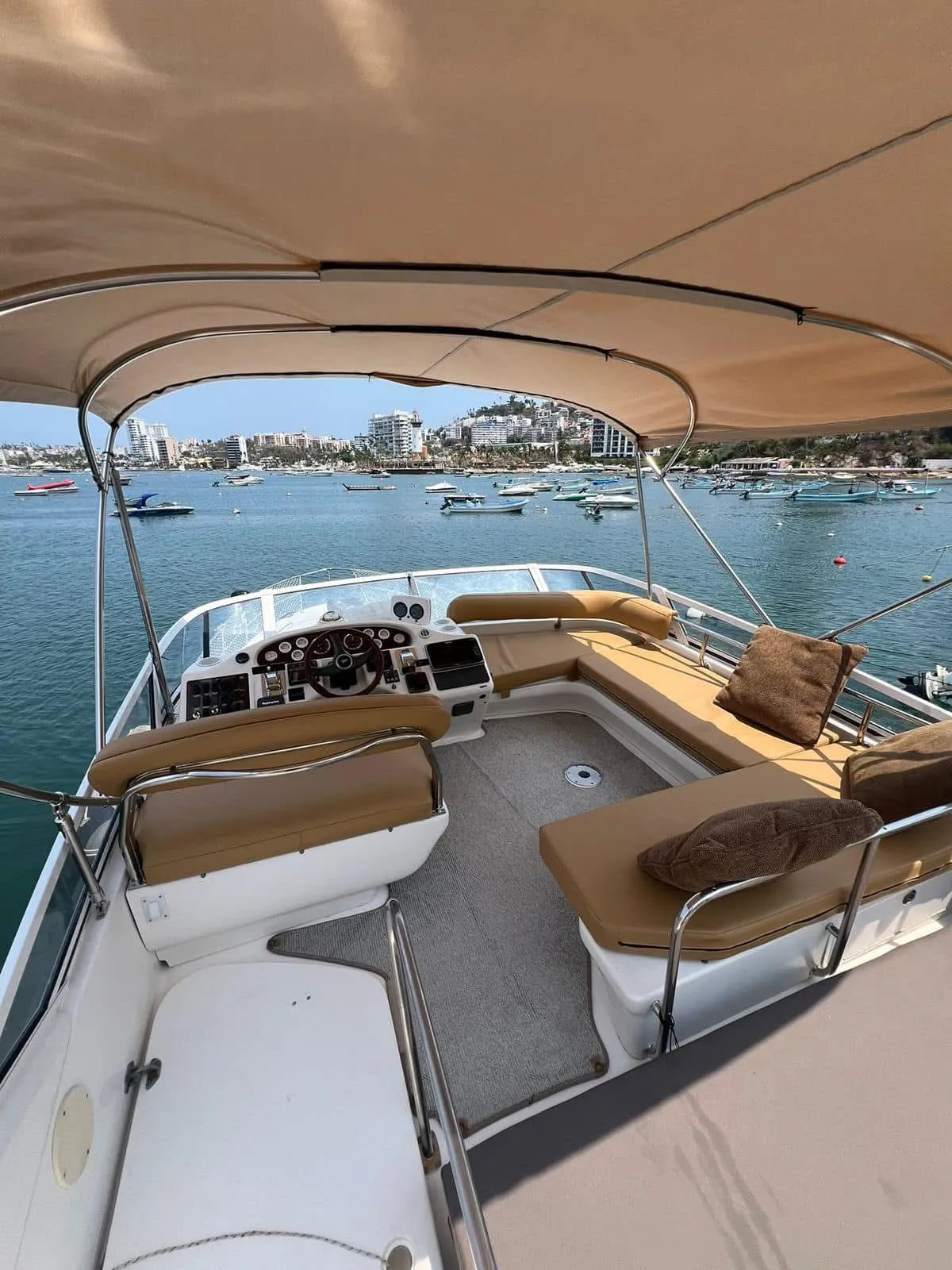 Yate Nautilus capitán