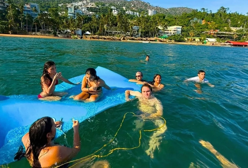 Playa privada acapulco yate